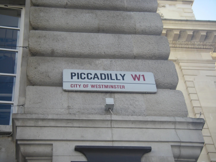 Photo of Piccadilly sign