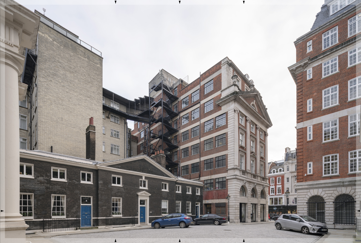 Photo of Nuffield House facing Albany Courtyard